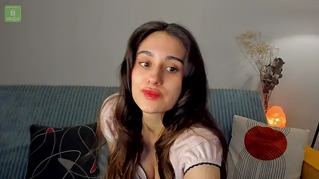 erika hoiree online show from 22, 3, 2025