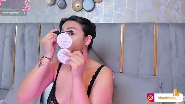 KimDevinne online show from 19, 3, 2025