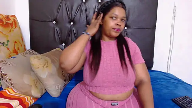 Snapshot of BigbootyNickyx chatting on 13, 9, 2025 BigbootyNickyx online show from 13, 9, 2025