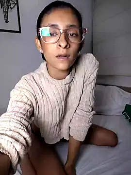 Snapshot of thedianakaro chatting on 7, 1, 2025 thedianakaro online show from 7, 1, 2025