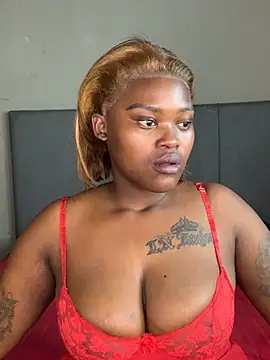 ThickPearlx23 online show from 20, 7, 2026