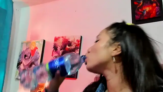 teffy lee online show from 24, 3, 2026