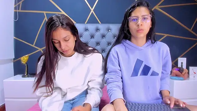 Luci And Sofi online show from 4, 2, 2025