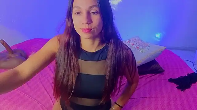 Luci And Sofi online show from 27, 2, 2026