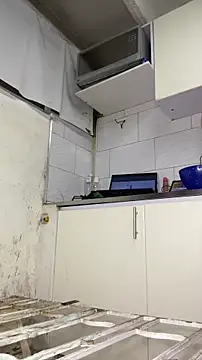 Chloee ep online show from 3, 2, 2026