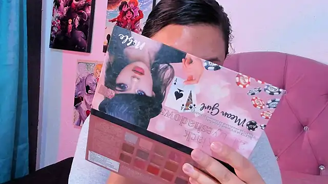 Mila nixon02 online show from 29, 9, 2025