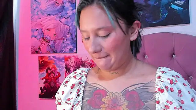 Mila nixon02 online show from 7, 7, 2026