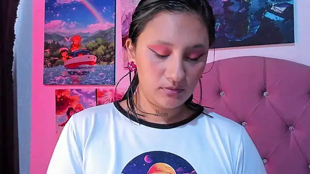 Mila nixon02 online show from 24, 7, 2026