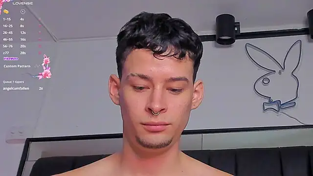 Snapshot of JadeSmiith_ chatting on 18, 12, 2024 JadeSmiith online show from 18, 12, 2024