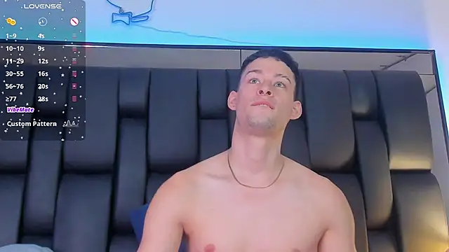 Snapshot of JadeSmiith_ chatting on 25, 1, 2025 JadeSmiith online show from 25, 1, 2025