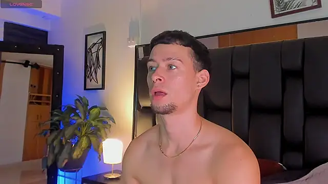 Snapshot of JadeSmiith_ chatting on 20, 9, 2025 JadeSmiith online show from 20, 9, 2025