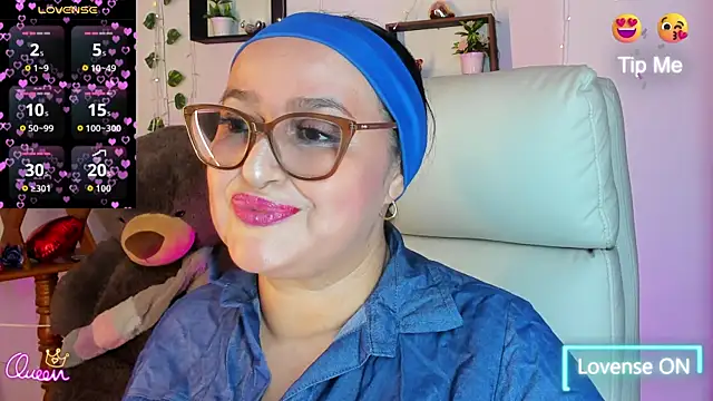 Snapshot of Gia_Nahomi chatting on 8, 5, 2026 Gia Nahomi online show from 8, 5, 2026