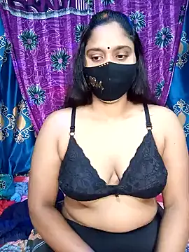 Snapshot of Hot_Maleka chatting on 1, 2, 2025 Hot Maleka online show from 1, 2, 2025