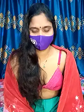 Snapshot of Hot_Maleka chatting on 8, 2, 2025 Hot Maleka online show from 8, 2, 2025