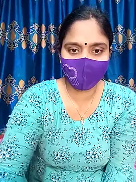Snapshot of Hot_Maleka chatting on 3, 3, 2025 Hot Maleka online show from 3, 3, 2025