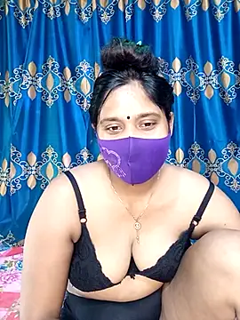 Snapshot of Hot_Maleka chatting on 13, 3, 2025 Hot Maleka online show from 13, 3, 2025