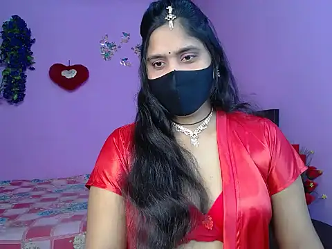 Snapshot of Hot_Maleka chatting on 10, 5, 2026 Hot Maleka online show from 10, 5, 2026