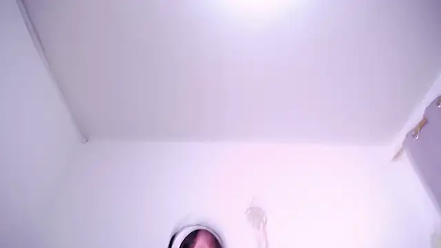 Vicky Love  online show from 21, 2, 2025