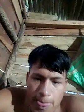 Snapshot of Huebolocko chatting on 21, 12, 2024 Huebolocko online show from 21, 12, 2024