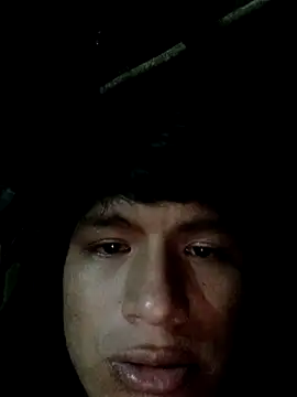 Snapshot of Huebolocko chatting on 8, 11, 2025 Huebolocko online show from 8, 11, 2025