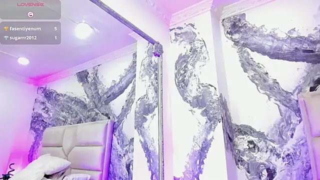 AuroraRojas online show from 12, 3, 2025