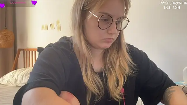 JacyWinslat online show from 13, 2, 2026