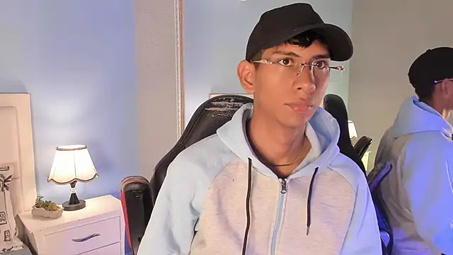 Nick Collins18 online show from 21, 10, 2025