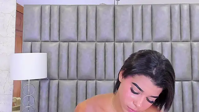 TiaraRosse online show from 11, 2, 2025