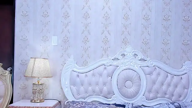 TiaraRosse online show from 11, 2, 2025