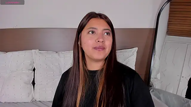 Rebeca Williams  online show from 5, 6, 2026