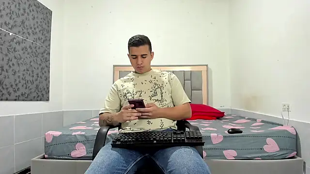 simookeler online show from 30, 11, 2025