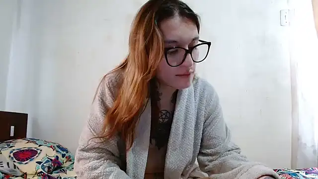 kittenlizz online show from 22, 2, 2025