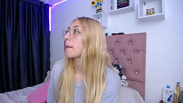 Soffy-brooks online show from 12, 10, 2025