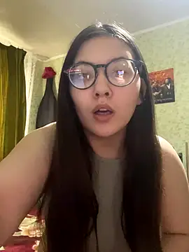 Snapshot of Prudie_Gabriella chatting on 4, 12, 2025 Prudie Gabriella online show from 4, 12, 2025