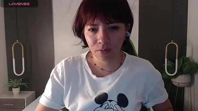 alma fenix online show from 19, 3, 2025