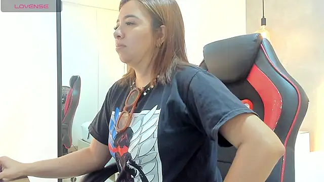 alma fenix online show from 23, 10, 2025