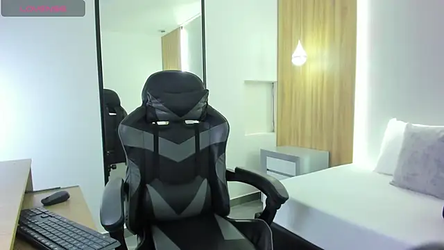 alma fenix online show from 1, 12, 2025