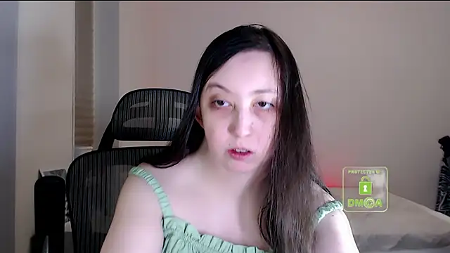 cute and hot online show from 1, 2, 2026