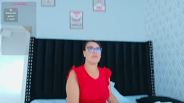 Snapshot of hotlatinateacher chatting on 23, 4, 2026 hotlatinateacher online show from 23, 4, 2026