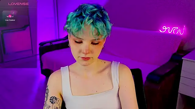 School Love online show from 9, 12, 2024