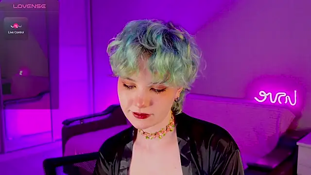 School Love online show from 12, 1, 2025