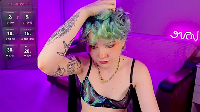 School Love online show from 17, 1, 2025