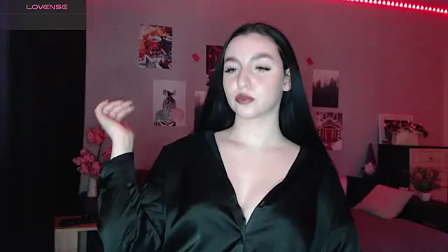 Fluffy Tiffy online show from 25, 2, 2025