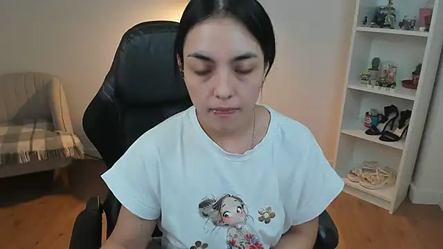  BellaEvans  online show from 24, 2, 2026