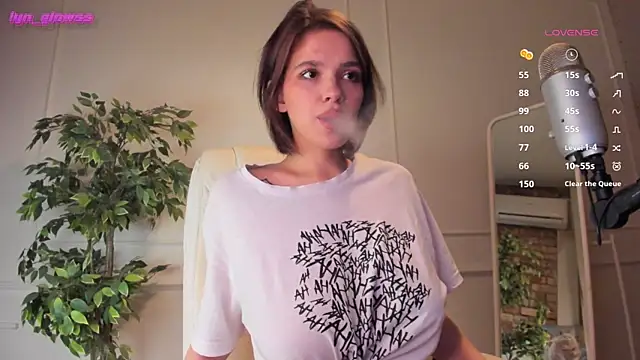 AdalynGlows online show from 29, 11, 2025