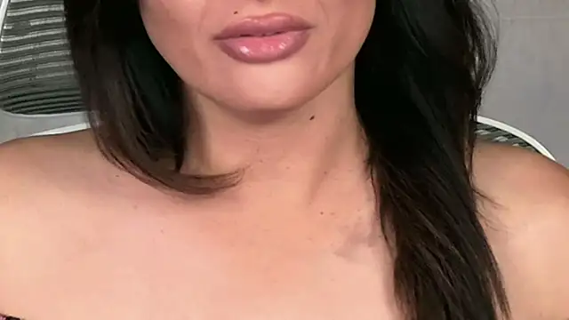 xprettysmilex online show from 24, 6, 2026