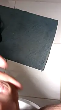 lobomisterioso13 online show from 3, 2, 2025