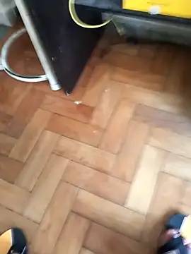 lobomisterioso13 online show from 10, 3, 2025