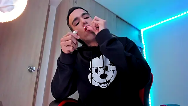 aldrinwhite online show from 12, 2, 2026