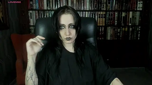 Snapshot of Medusa__Gorgona chatting on 6, 11, 2025 Medusa Gorgona online show from 6, 11, 2025